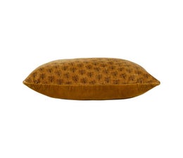 Samettityynynp&auml;&auml;llinen, konjakki